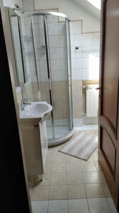 Prestigioso Appartamento Di 70Mq Vicino Milano Λενιάνο Εξωτερικό φωτογραφία
