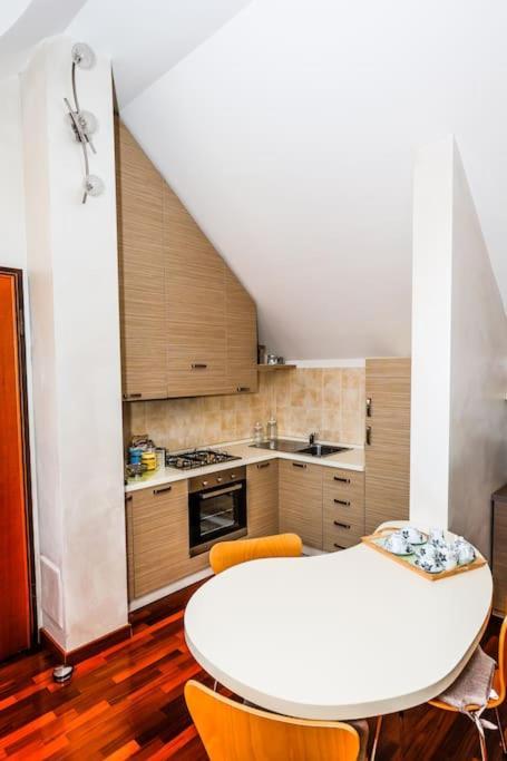 Prestigioso Appartamento Di 70Mq Vicino Milano Λενιάνο Εξωτερικό φωτογραφία