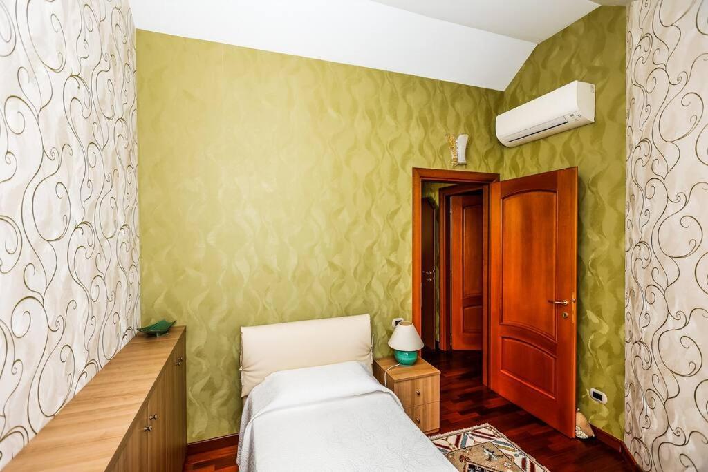 Prestigioso Appartamento Di 70Mq Vicino Milano Λενιάνο Εξωτερικό φωτογραφία